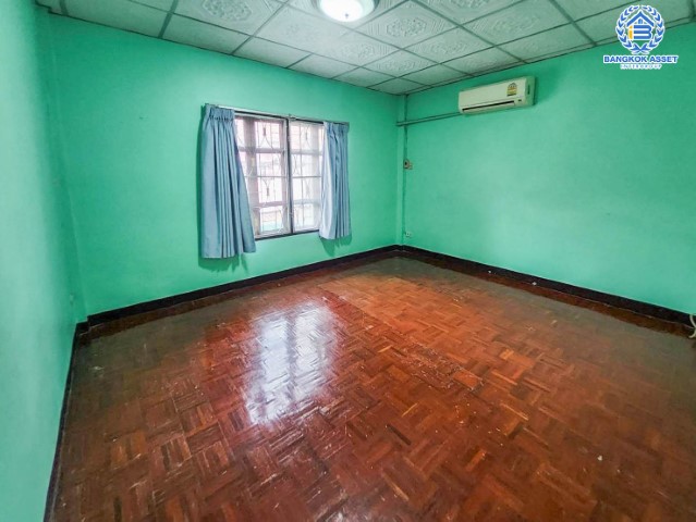 *****ทาวน์เฮ้าส์มือสองย่านนนทบุรี ม.ปิยวรารมย์3 บ้านกล้วย-ไทรน้อย เนื้อที่ 16 ตร.ว. ฟังก์ชัน 3 ห้องนอน 2 ห้องน้ำ 1 ที่จอดรถ บนทำเลเดินทางสะดวก เชื่อมต่อหลายเส้นทาง ใกล้รถไฟฟ้าสายสีม่วง "สถานีคลองบางไผ่" และจุดขึ้นรถตู้ ห้ามพลาด!